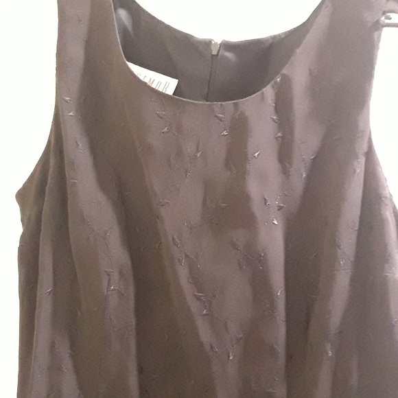 Black sleeveless Braemar rayon dress with embroidered black flowers size 6 - Picture 3 of 3